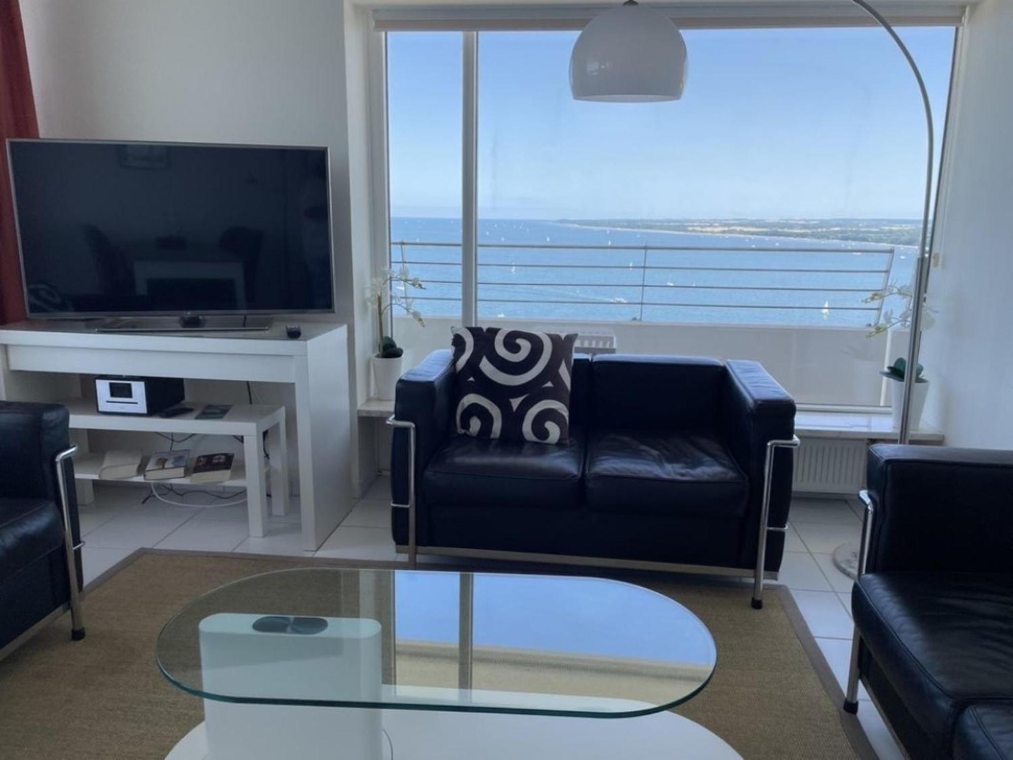 Apartment Wind Und 3-zimmer-ecksuite Maritim Residenz Travemuende